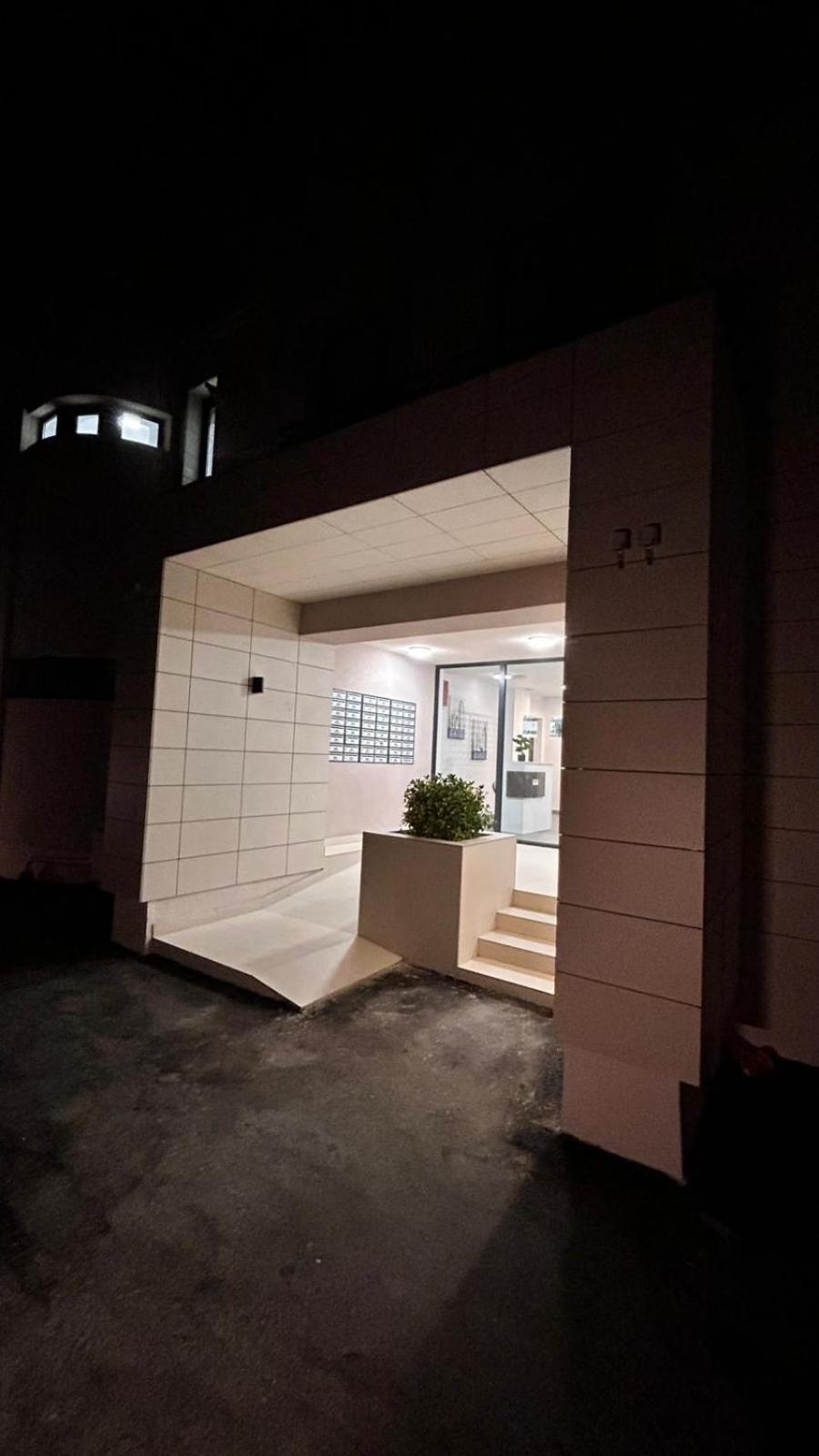 Summit Stay Apartment 부쿠레슈티 외부 사진