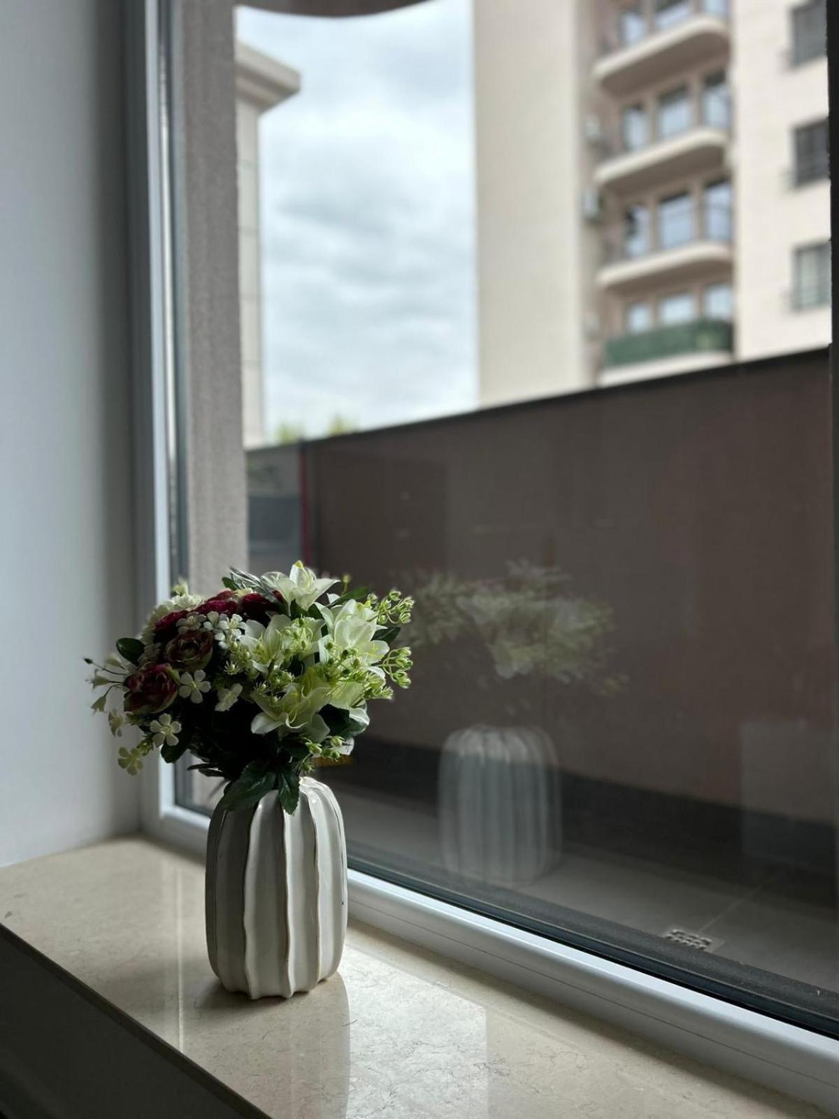 Summit Stay Apartment 부쿠레슈티 외부 사진