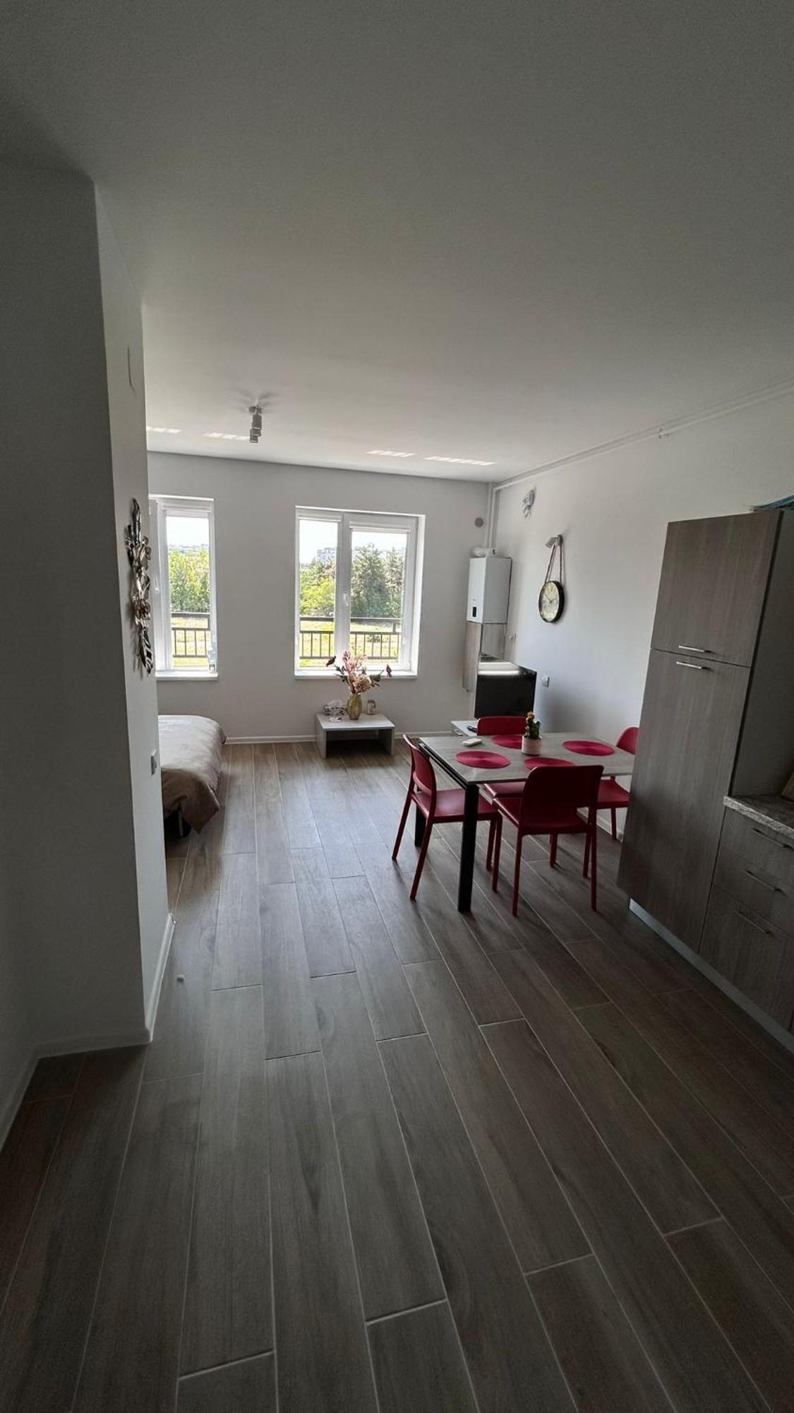 Summit Stay Apartment 부쿠레슈티 외부 사진