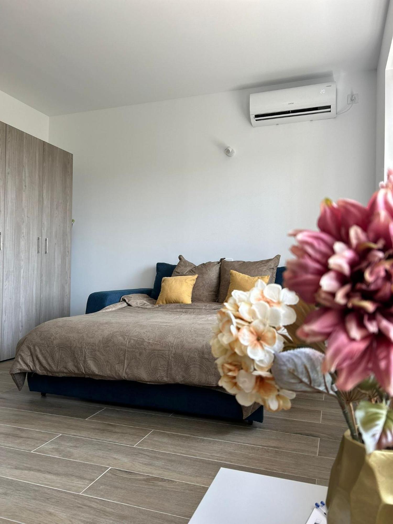 Summit Stay Apartment 부쿠레슈티 외부 사진
